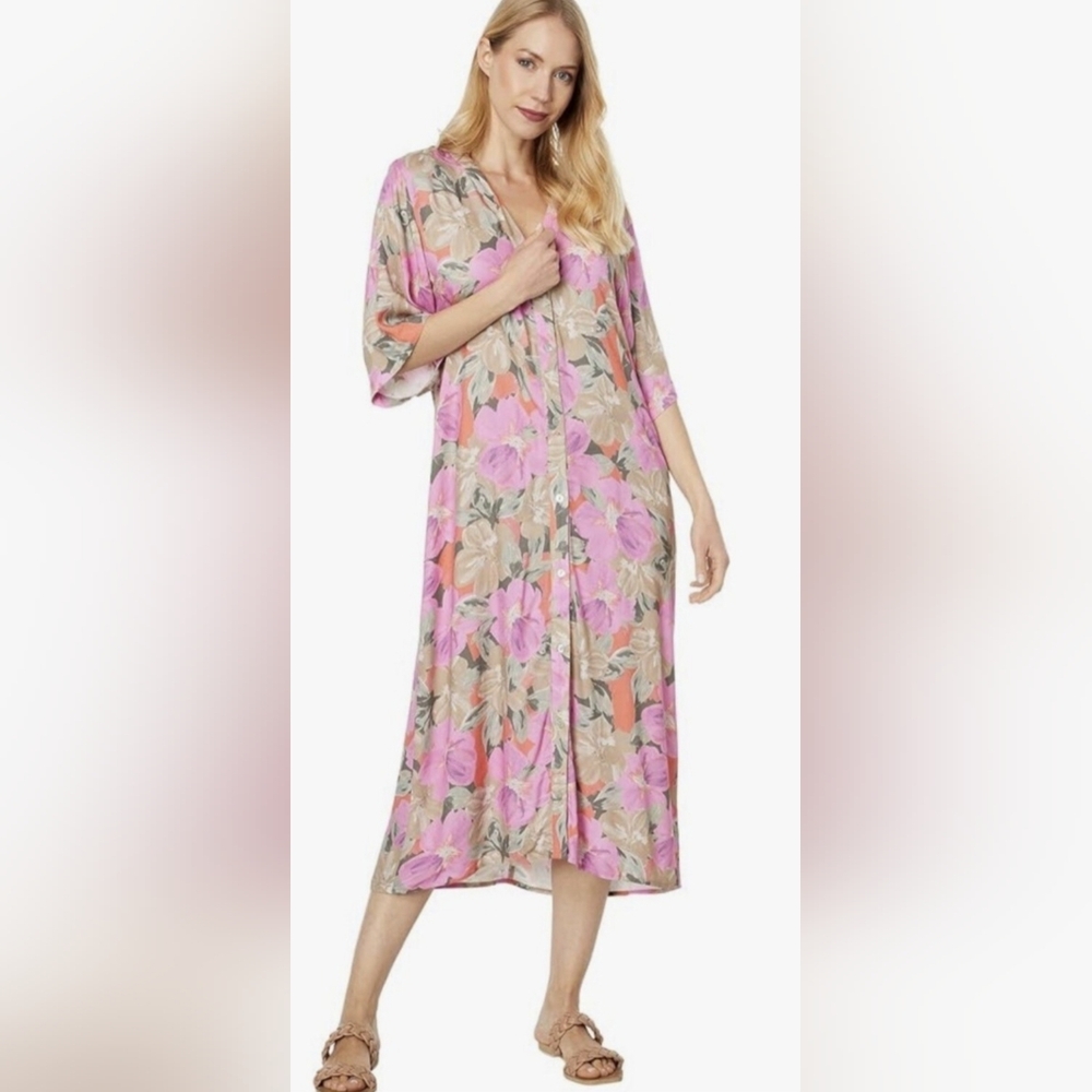 Saltwater Luxe Floral Dress/duster w/ open back detailing Button front closure